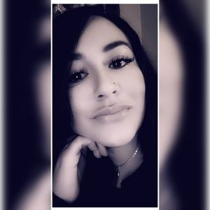 Meet your Posher, Charlene